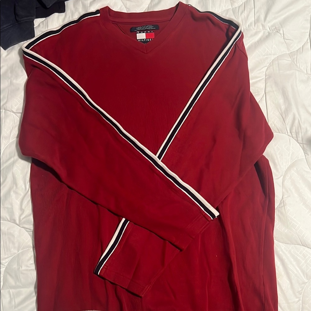 Vintage Tommy Hilfiger Men's V-Neck Sweater in Rich Red